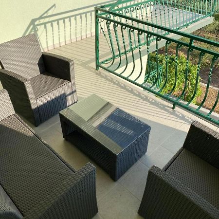 Hotel Apartman Ivan Makarska Esterno foto
