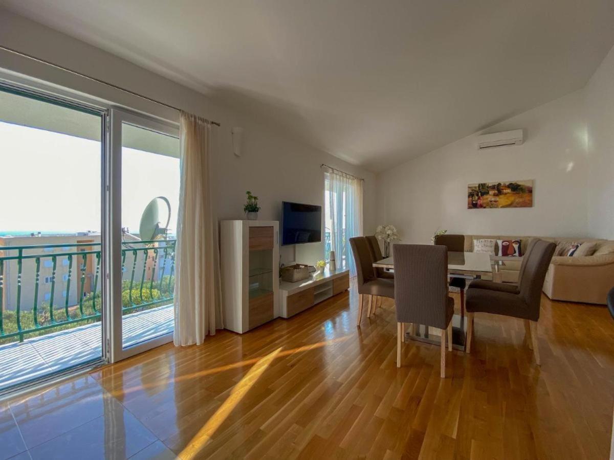 Hotel Apartman Ivan Makarska Esterno foto